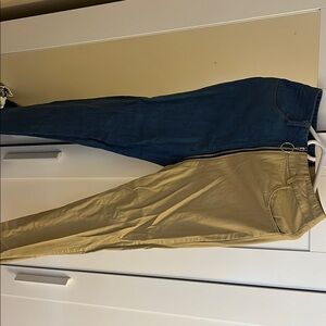 Two-Tone Skinny Jeans with Zipper Detail
